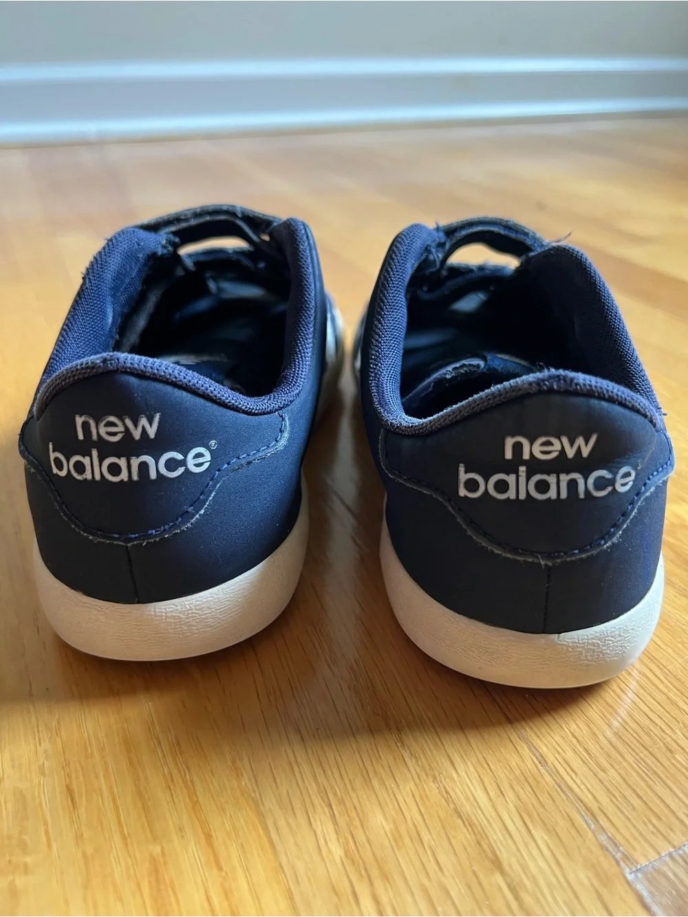 New Balance Kids' Navy and White Velcro Sneakers size 1